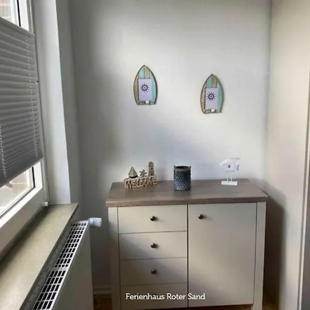 Haus Roter In Hooksiel Schillig