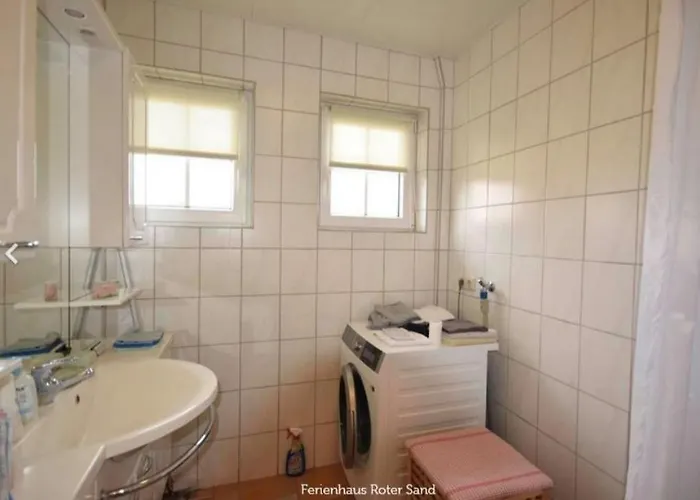 Haus Roter In Hooksiel Schillig